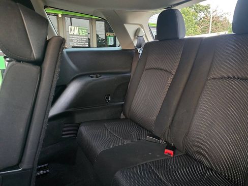 Used 2016 Dodge Journey SXT FWD image 19