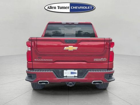 Used 2023 Chevrolet Silverado 1500 High Country w/ High Country Premium Package AWD/4WD image 5