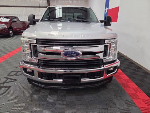 Used 2017 Ford F250 XLT w/ XLT Value Package image 17