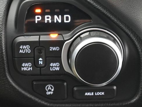 New 2026 RAM 1500 4x4 Crew Cab image 27