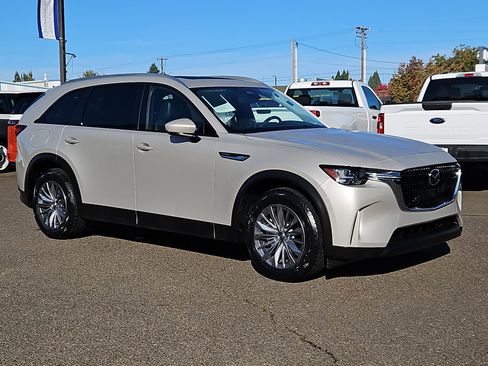 Used 2024 MAZDA CX-90 Plug-In Hybrid w/ Preferred image 7