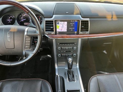 Used 2011 Lincoln MKZ w/ 102A Rapid Spec Order Code image 31