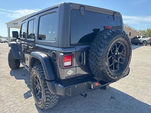 Used 2024 Jeep Wrangler Willys image 3