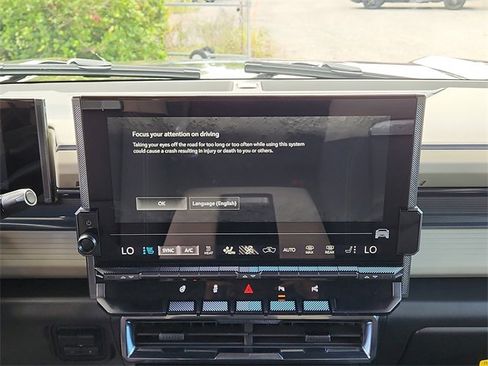 New 2026 GMC Hummer EV 2X image 25