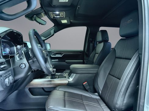 New 2026 Chevrolet Silverado 1500 High Country w/ Technology Package AWD/4WD image 21