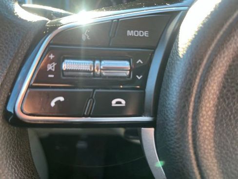 Used 2022 Kia Sportage LX w/ LX FWD Value Edition Package image 17