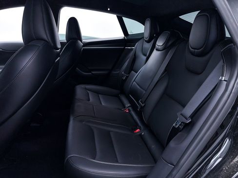 Used 2022 Tesla Model S Plaid image 33