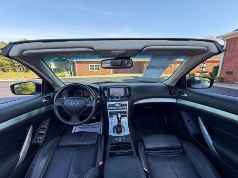 Used 2009 INFINITI G37 Convertible w/ Premium Pkg RWD image 21