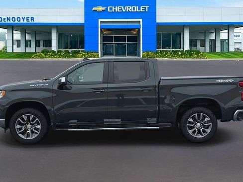 New 2025 Chevrolet Silverado 1500 LT image 11