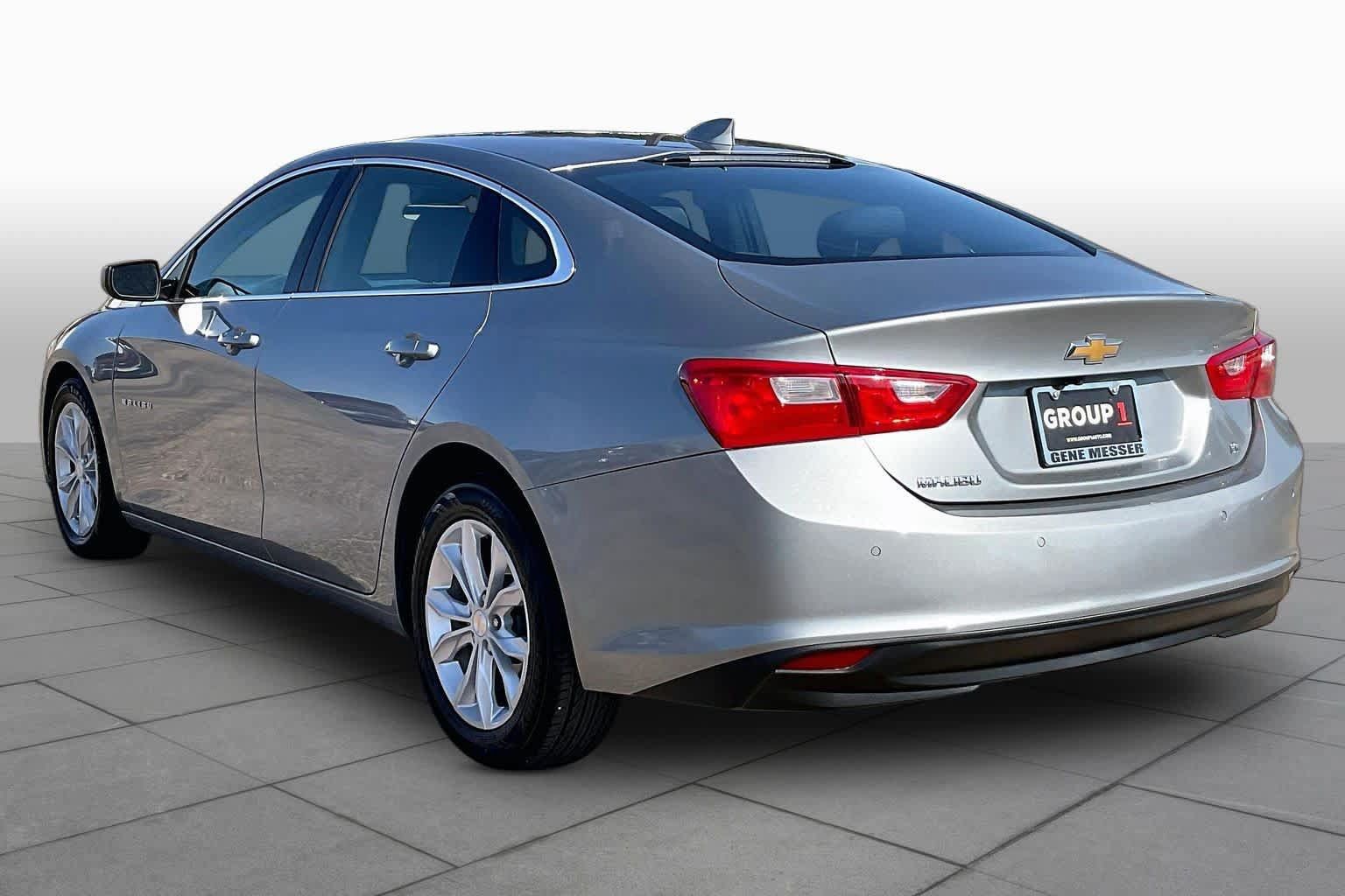 Used 2024 Chevrolet Malibu LT FWD image 12