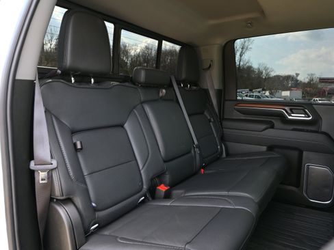 Used 2024 GMC Sierra 3500 Denali w/ Denali Reserve Package image 14