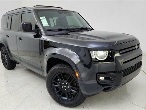 Used 2024 Land Rover Defender 110 S image 1