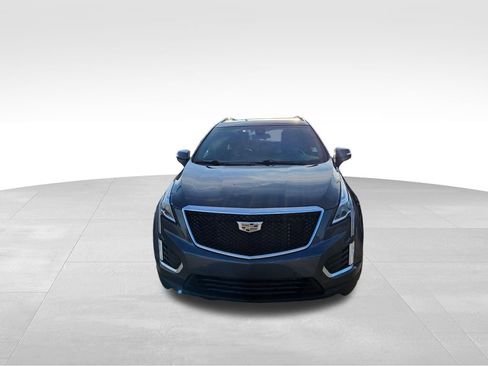 Used 2021 Cadillac XT5 Sportv image 2