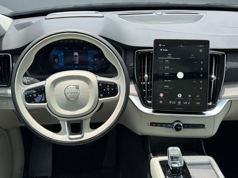 New 2026 Volvo XC90 B6 Ultra w/ Protection Package AWD/4WD image 28