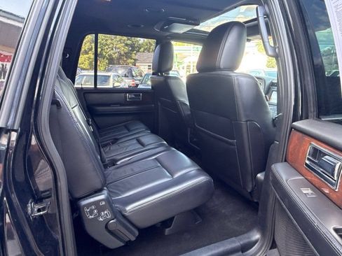 Used 2017 Lincoln Navigator L Select AWD/4WD image 21
