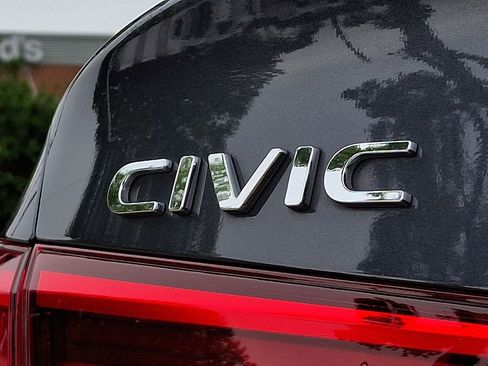 Used 2022 Honda Civic Sport image 31