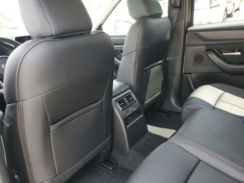Certified 2025 MAZDA CX-90 3.3 Turbo w/ Select Package AWD/4WD image 15