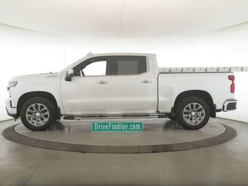 Used 2022 Chevrolet Silverado 1500 High Country w/ Safety Package II image 9