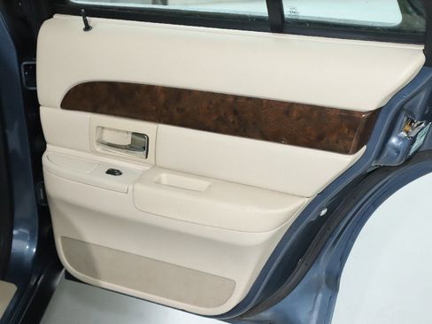 Used 2008 Mercury Grand Marquis GS image 27