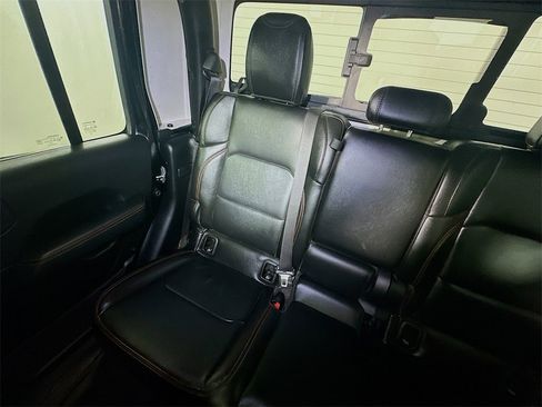 Used 2021 Jeep Gladiator Mojave image 12