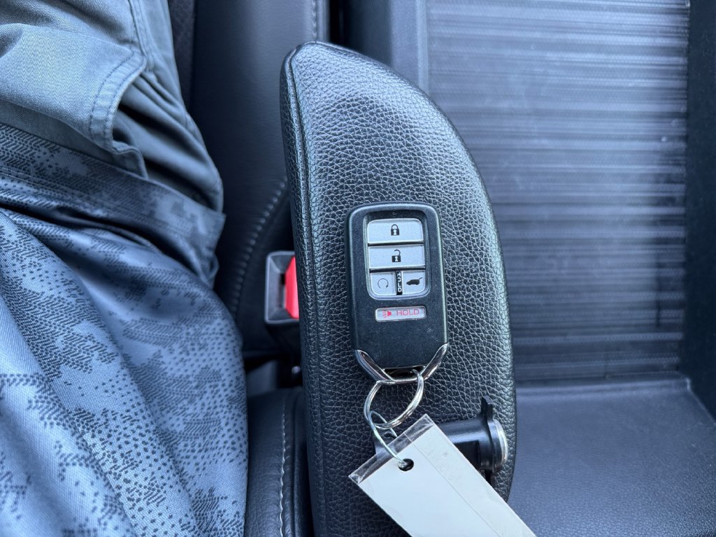 Used 2023 Honda Passport EX-L image 34