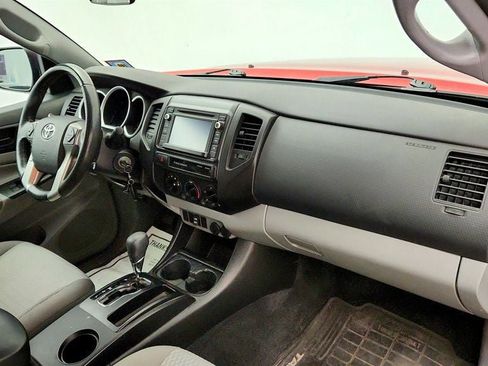 Used 2015 Toyota Tacoma 2WD Double Cab w/ Convenience Package image 23