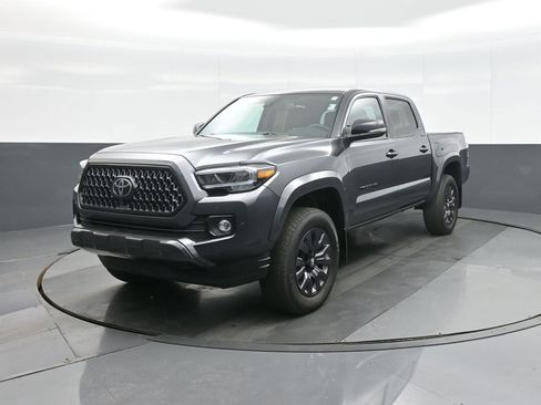 Used 2022 Toyota Tacoma Limited w/ Nightshade Package image 3