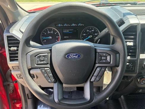 Used 2022 Ford F250 XLT w/ XLT Premium Package AWD/4WD image 16