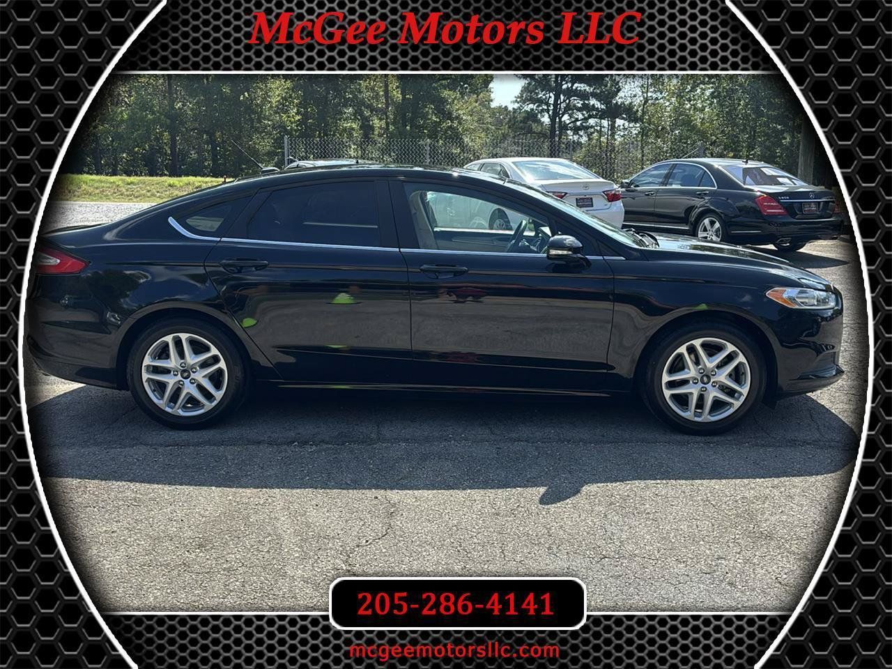 Used 2016 Ford Fusion SE FWD image 1