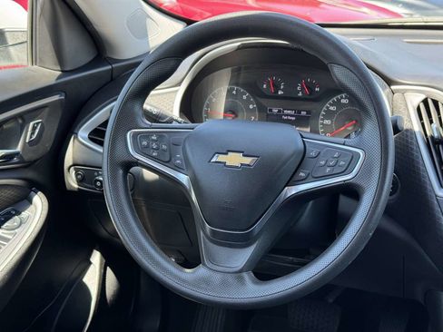 Used 2025 Chevrolet Malibu LT image 24