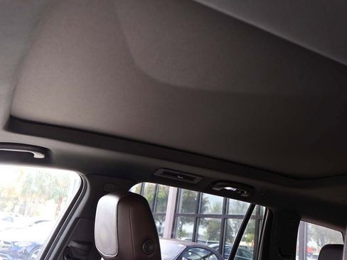 Used 2020 Cadillac XT6 Premium Luxury image 21