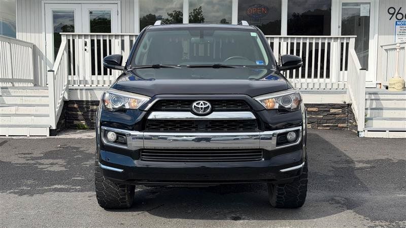 Used 2017 Toyota 4Runner Limited AWD/4WD image 8