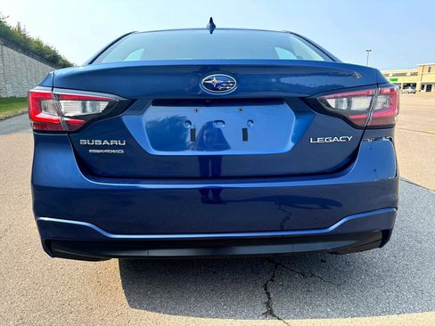 Used 2022 Subaru Legacy image 5