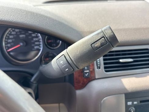 Used 2009 GMC Yukon SLT image 16