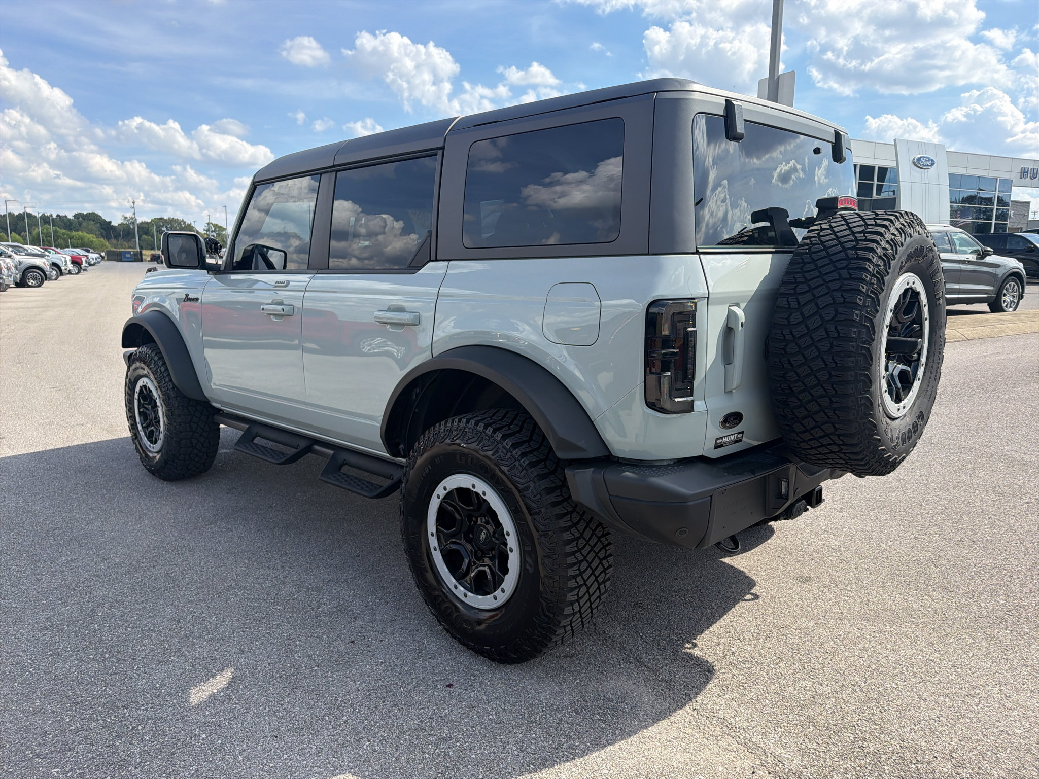 Used 2023 Ford Bronco Badlands AWD/4WD image 7