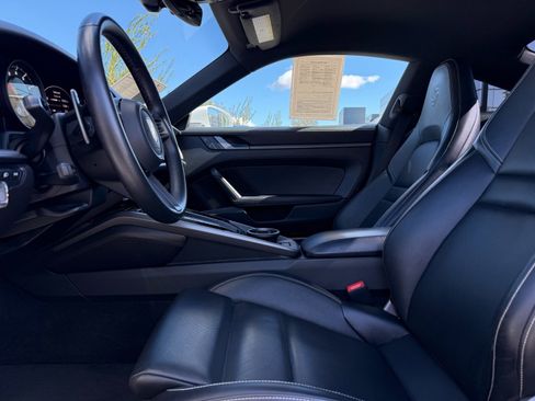 Certified 2022 Porsche 911 Carrera image 13