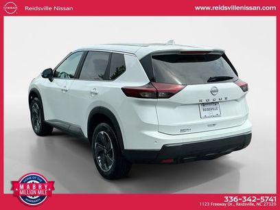 Used 2025 Nissan Rogue SV