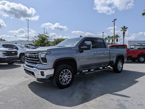 Certified 2024 Chevrolet Silverado 2500 LTZ w/ LTZ Plus Package AWD/4WD image 7