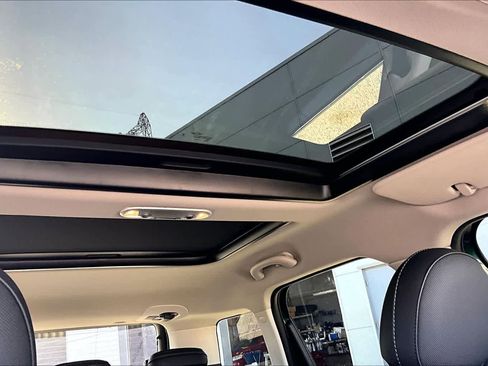 Used 2019 MINI Cooper Countryman SE w/ Premium Package image 30