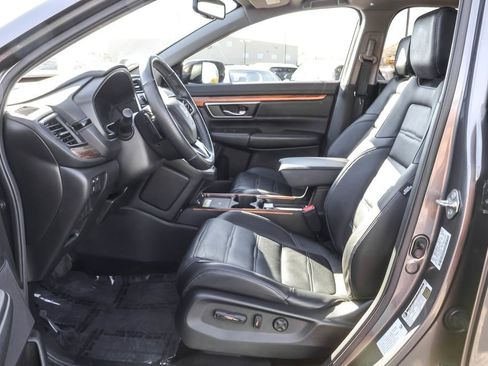 Used 2020 Honda CR-V Touring image 4