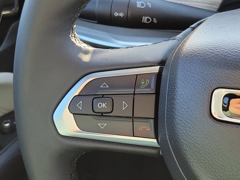 Used 2024 Jeep Compass Limited w/ Sun and Sound Group image 12