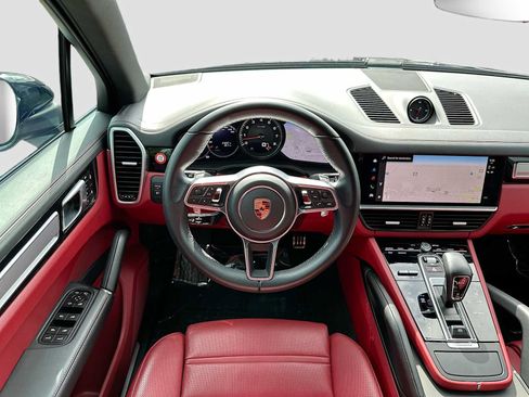 Used 2023 Porsche Cayenne S Platinum w/ Premium Package Plus AWD/4WD image 24