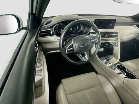 Used 2025 Genesis G70 2.5T AWD/4WD image 18