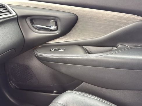 Used 2017 Nissan Murano SL w/ Cargo Package image 24