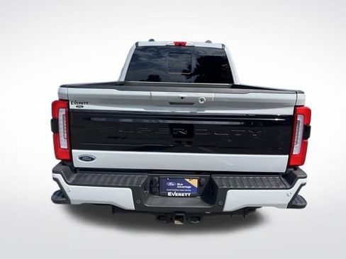 Used 2026 Ford F250 Platinum AWD/4WD image 8