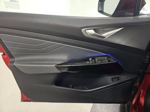 Used 2023 Volkswagen ID.4 Pro S image 8