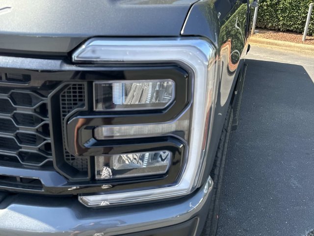 New 2026 Ford F250 Lariat w/ Black Appearance Package AWD/4WD image 4