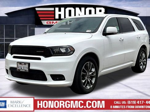 Used 2019 Dodge Durango GT RWD image 3