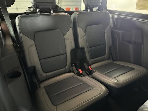 Used 2021 Ford Bronco First Edition AWD/4WD image 28