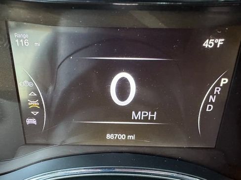 Used 2021 Jeep Grand Cherokee Laredo X AWD/4WD image 26